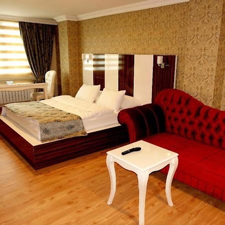 Hotel Diyar Paris Muş Esterno foto
